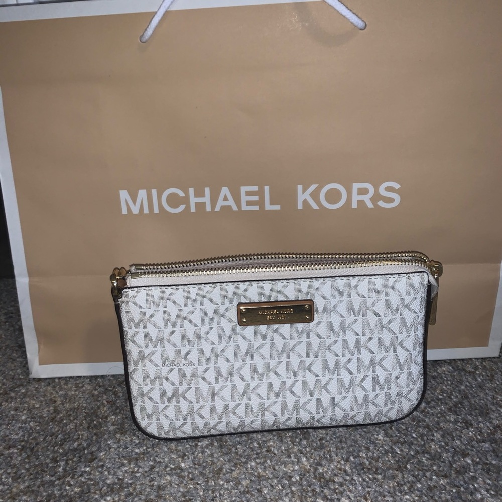 Gold chain mini bag